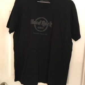 XL black Hard Rock Cafe Niagarara Falls. Good soft condition.